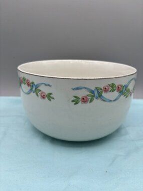 Vintage Hall's Superior USA Wildfire 9" Mixing Bowl 3QT